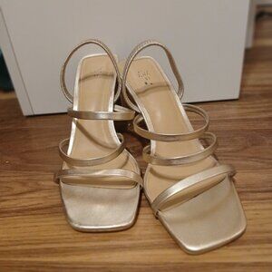 H&M Size 6 Gold Heels